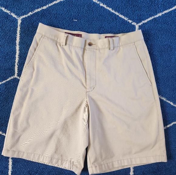 Nordstrom Other - Nordstrom Stain Resistant Chino Style Shorts Khaki/34w